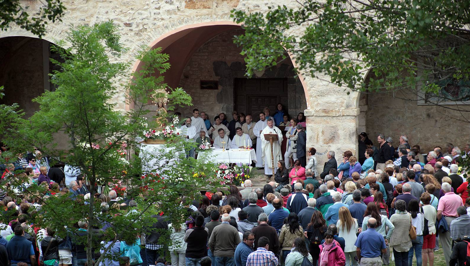 Villoslada celebra la Caridad Grande en Lomos de Orios (II)