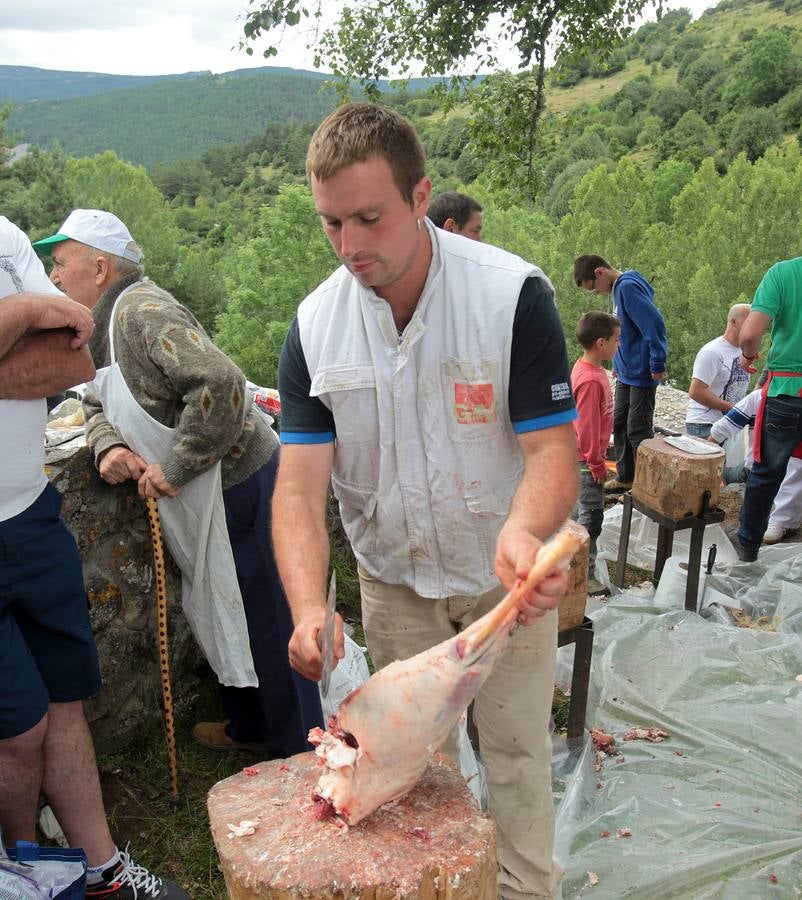 Villoslada celebra la Caridad Grande en Lomos de Orios (II)