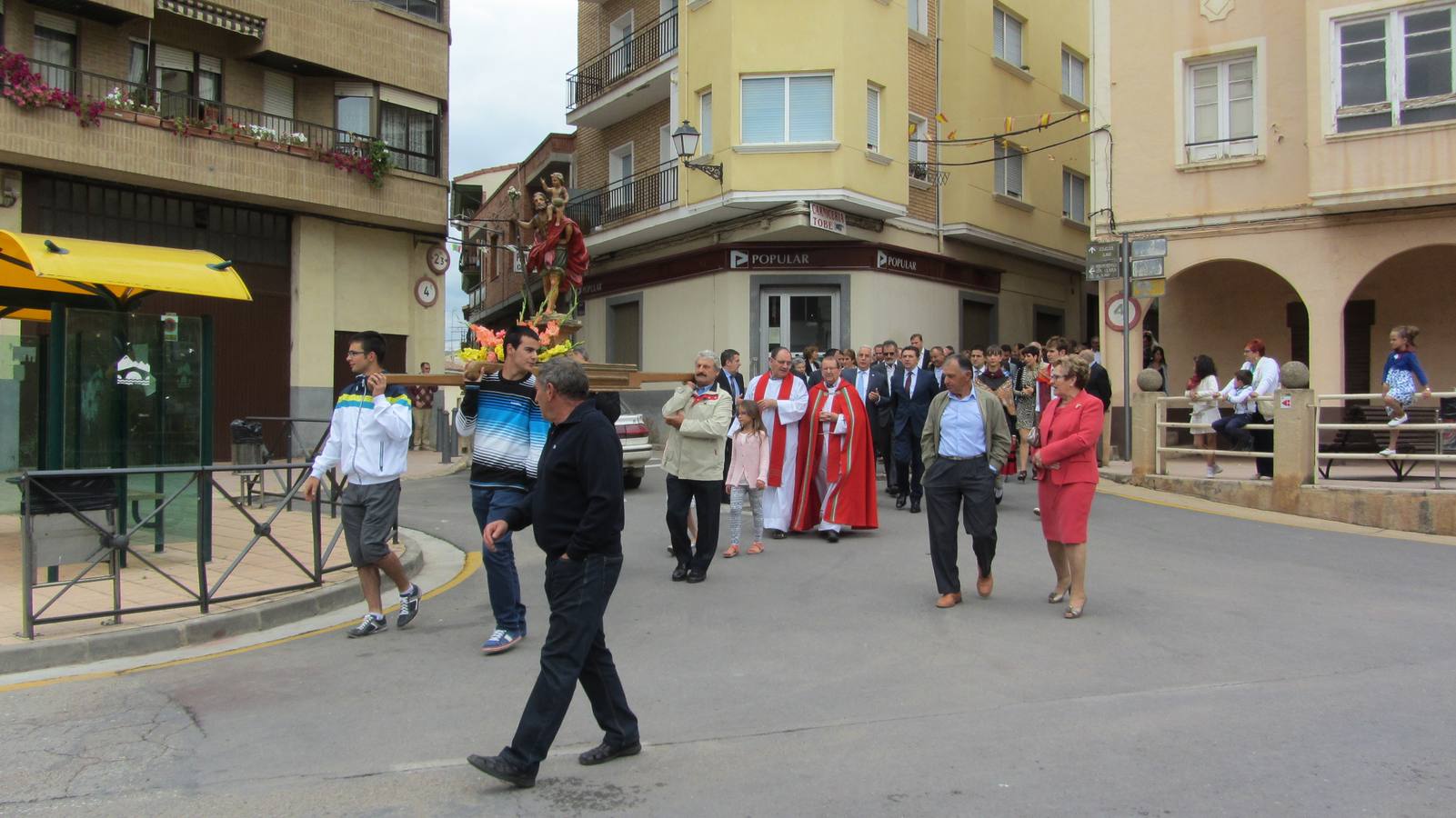 Entrena honra a San Cristobal