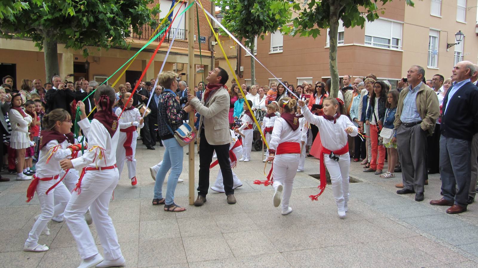 Entrena honra a San Cristobal