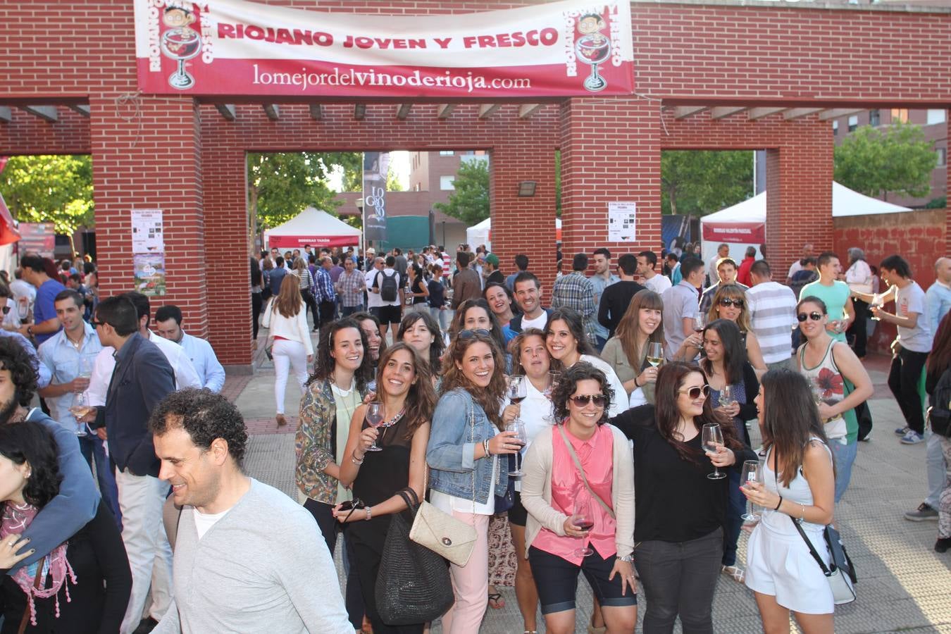 Ambientazo en el Riojano, Joven y Fresco (V)