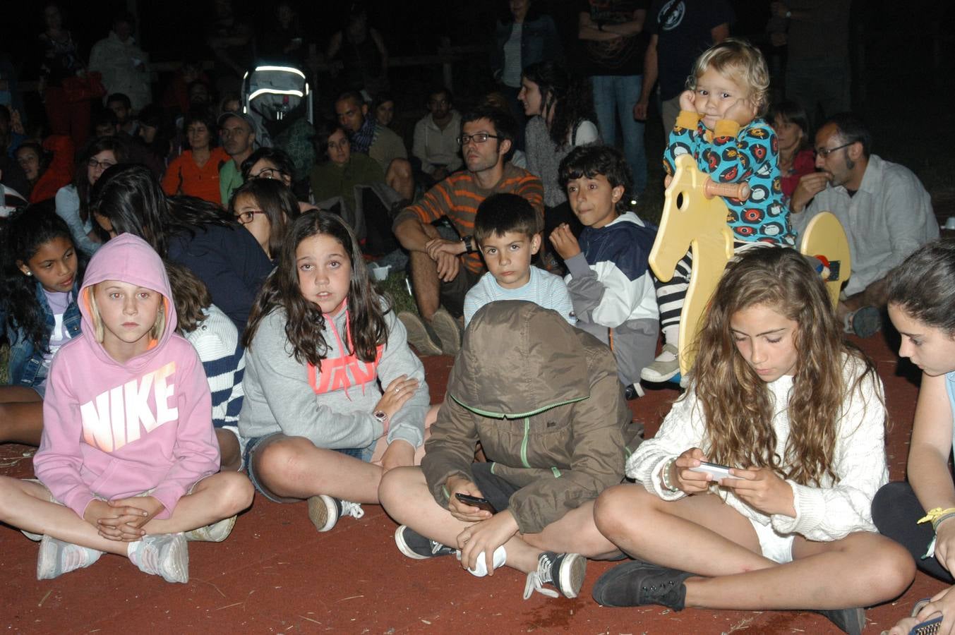 Blues nocturno bajo las estrellas cameranas