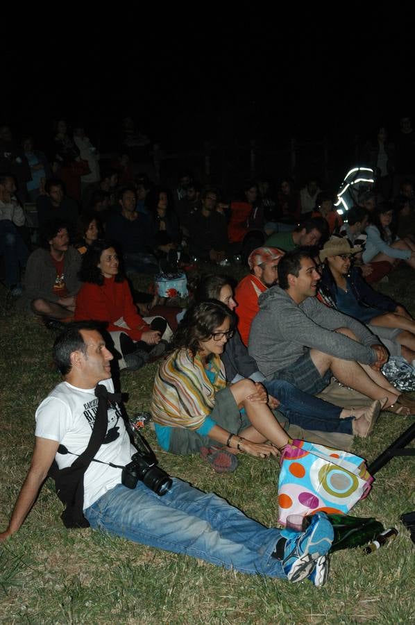 Blues nocturno bajo las estrellas cameranas