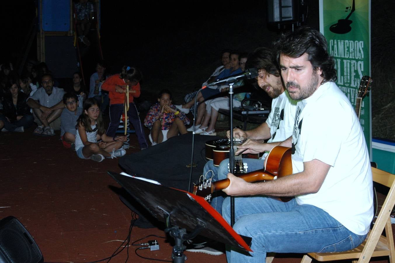 Blues nocturno bajo las estrellas cameranas