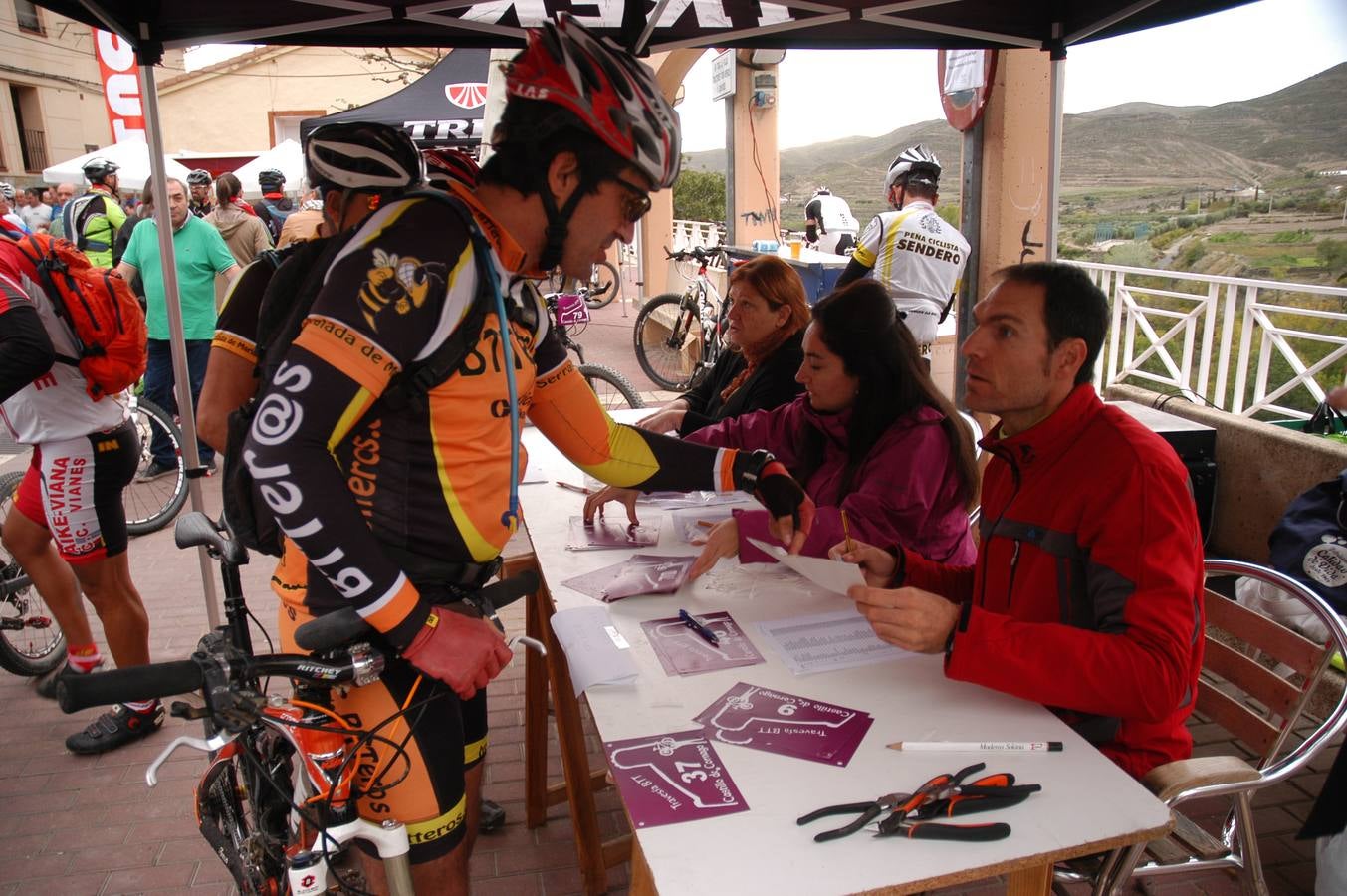 En bici por la Sierra de Alcarama