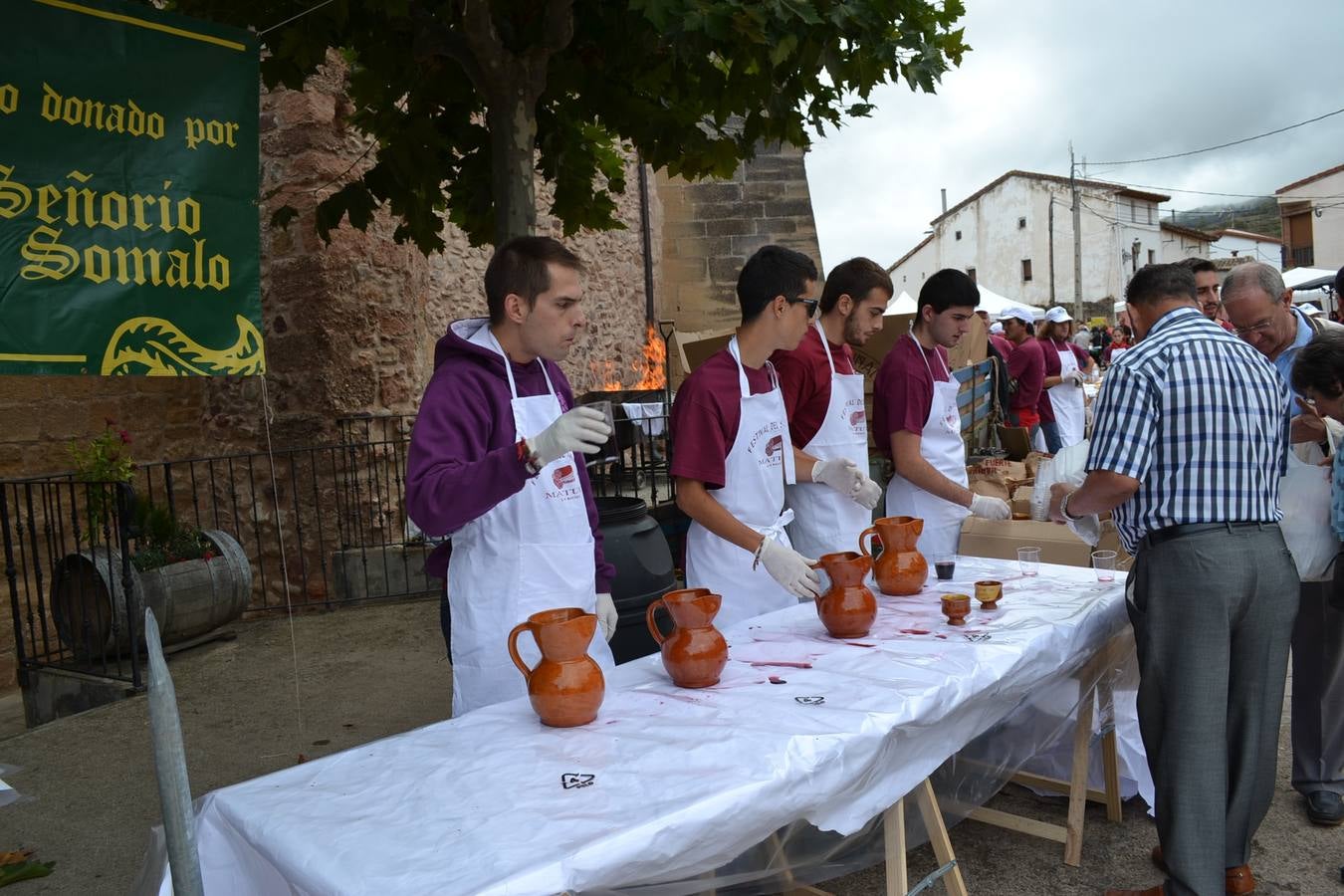 5.000 raciones de salchichón asado en Matute