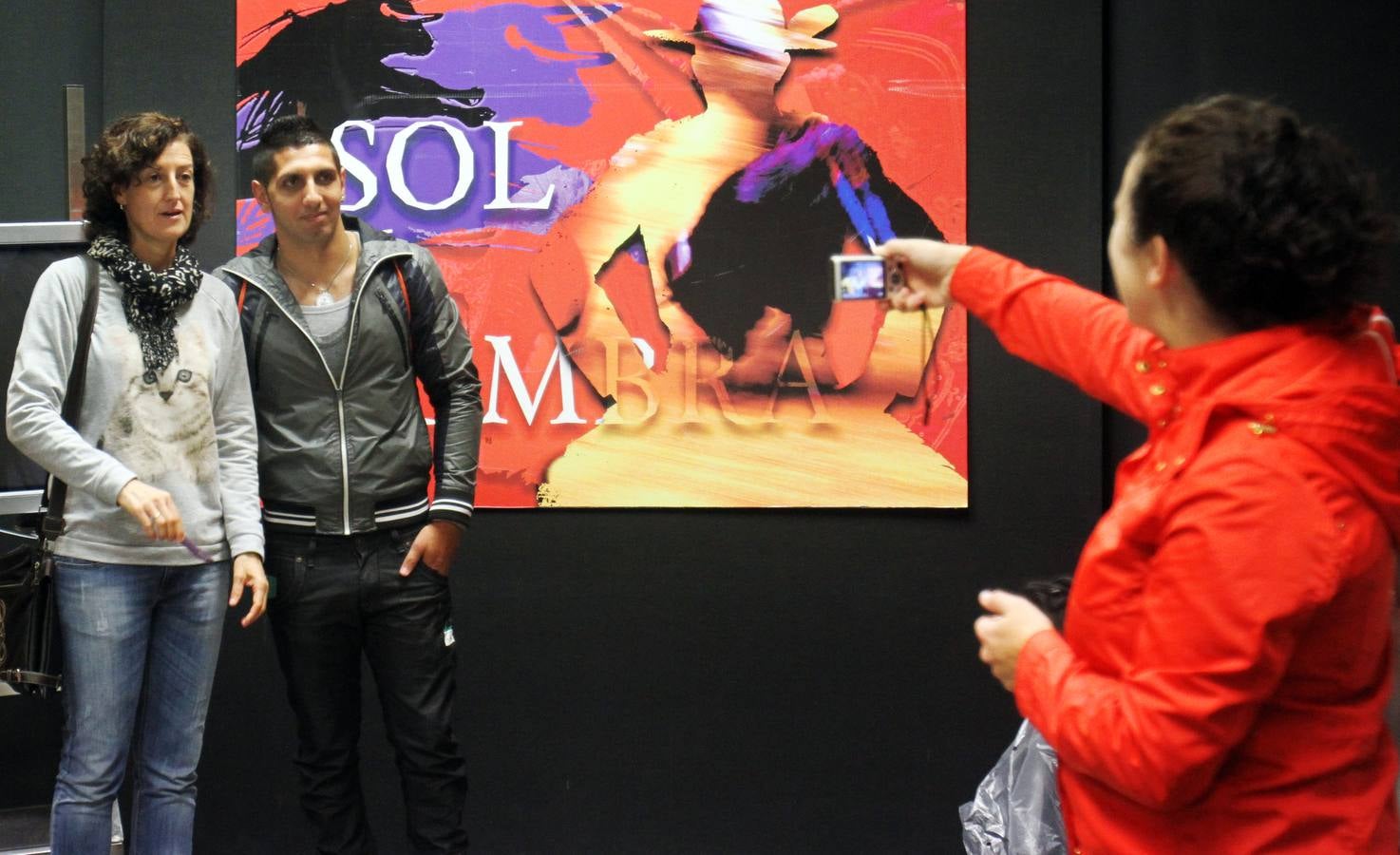 Los alumnos del Centro Ocupacional de Fundación Cáritas-Chavicar de Santo Domingo y Logroño visitan la multimedia de Diario LA RIOJA