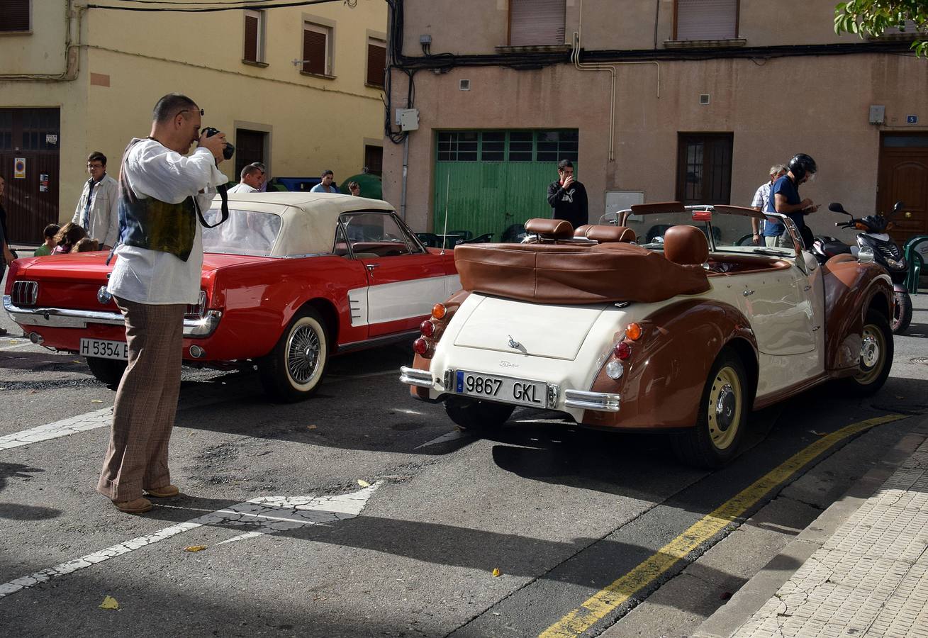 Concentración de coches clásicos en las Fiestas de Gracias de Lardero