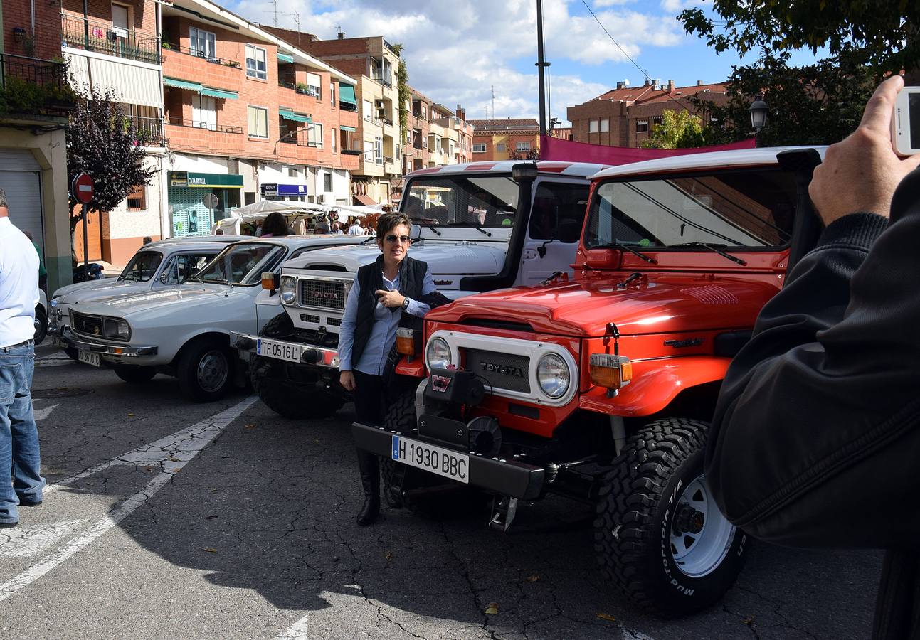 Concentración de coches clásicos en las Fiestas de Gracias de Lardero