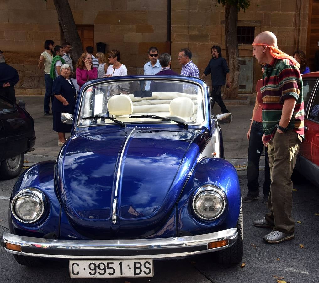 Concentración de coches clásicos en las Fiestas de Gracias de Lardero