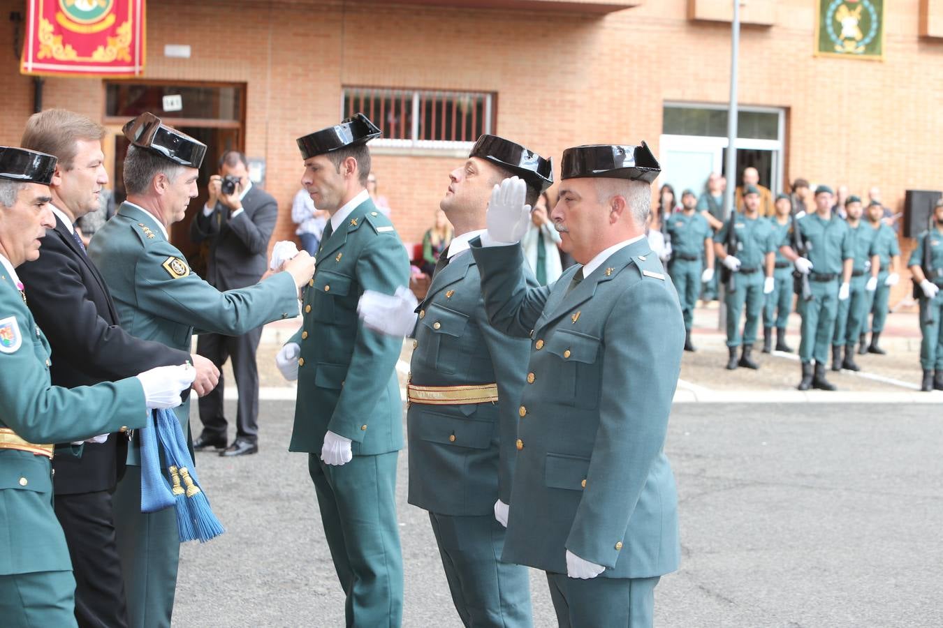La Guardia Civil celebra la virgen del Pilar (I)