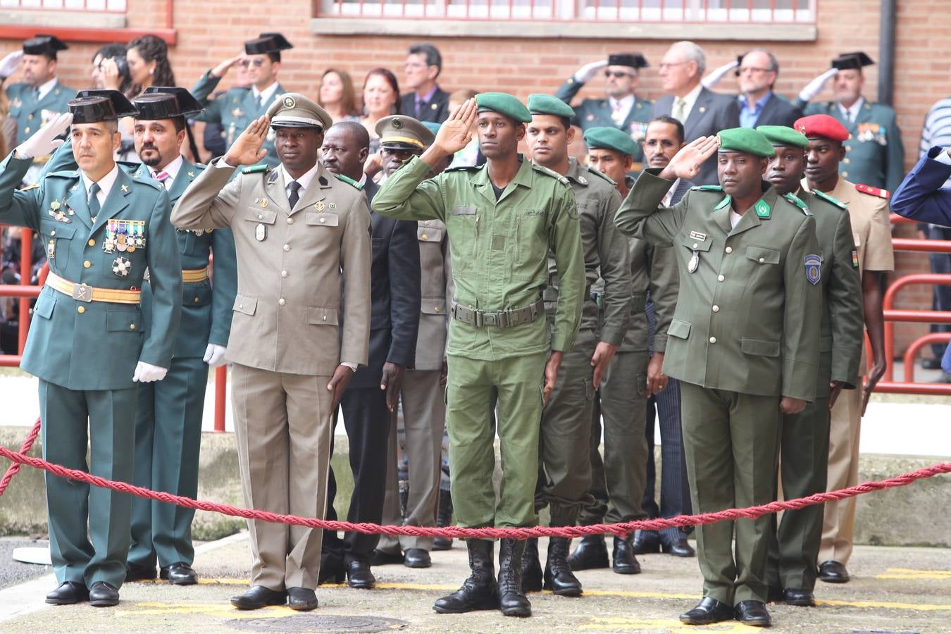 La Guardia Civil celebra la virgen del Pilar (I)