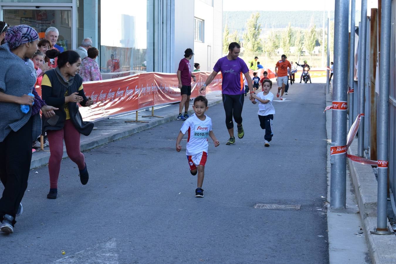 Carrera infantil en Ferrer