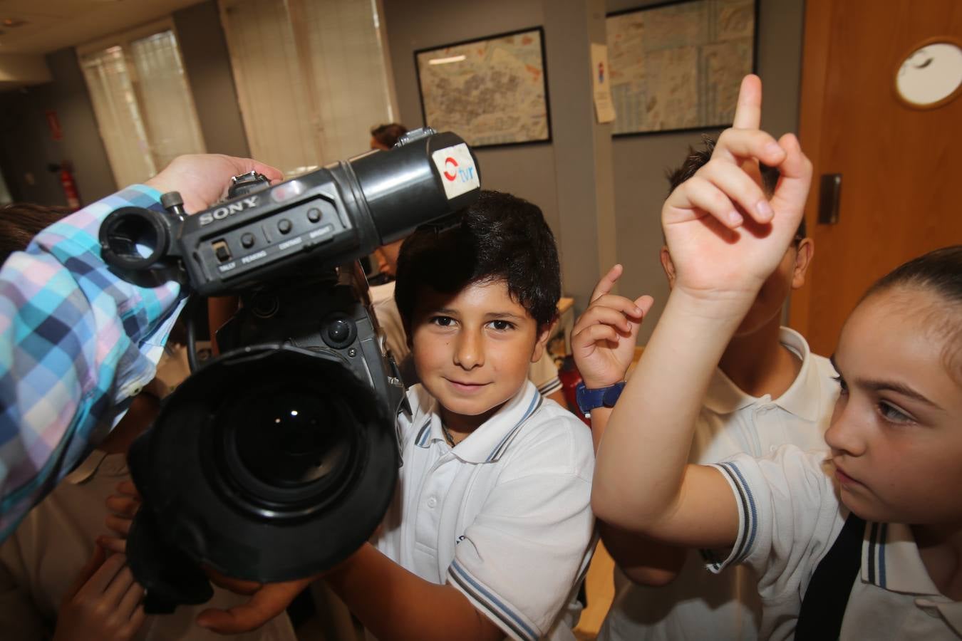 Los alumnos de 5º A del Colegio Adoratrices de Logroño visita la multimedia de Diario LA RIOJA