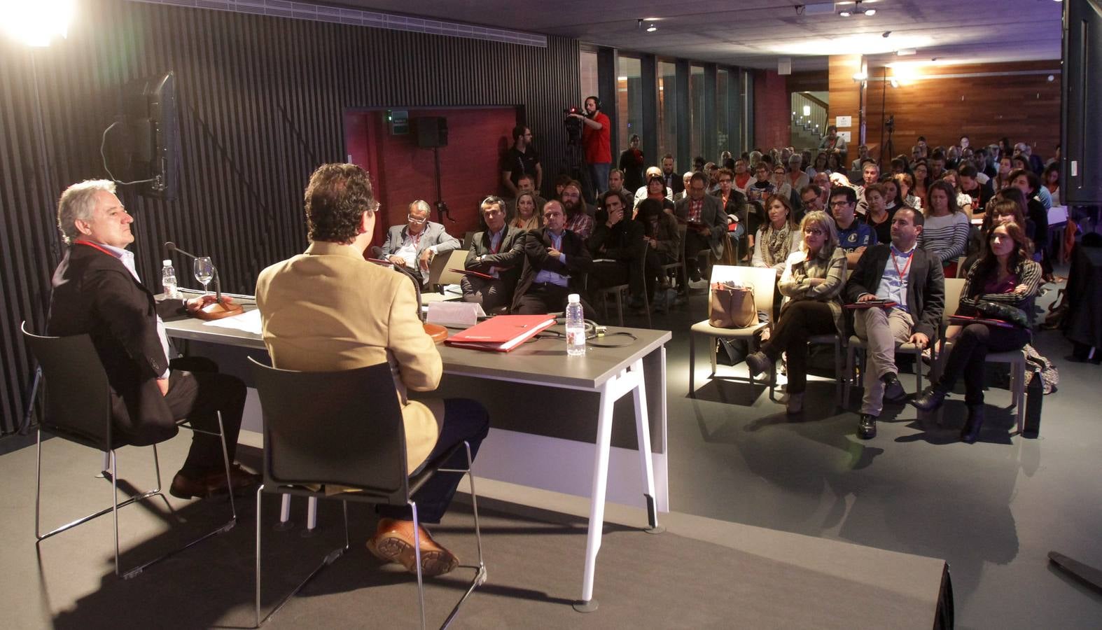 Historias con Salcedo y talleres con Arce y Cowan en Futuro en Español