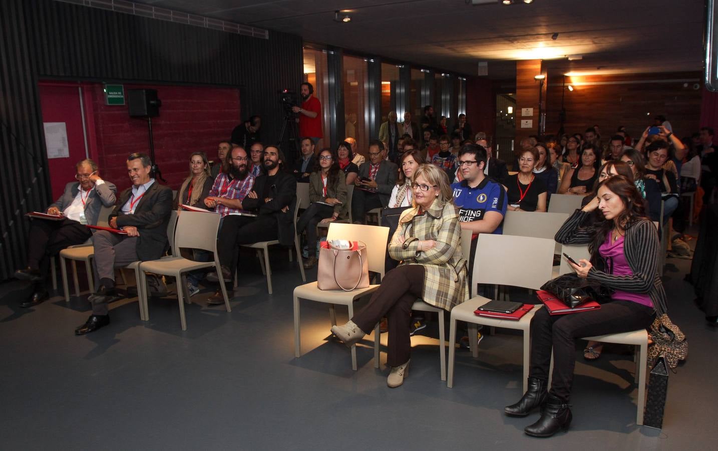 Historias con Salcedo y talleres con Arce y Cowan en Futuro en Español