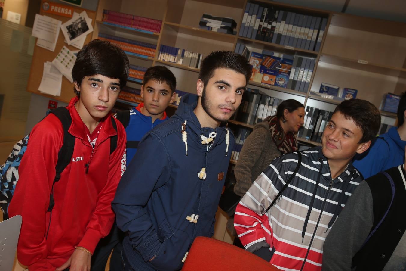 Alumnos del IES Tomás y Valiente de Fuenmayor visitan la Multimedia La Rioja