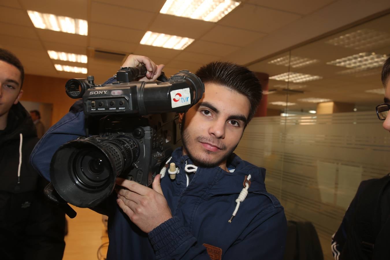 Alumnos del IES Tomás y Valiente de Fuenmayor visitan la Multimedia La Rioja