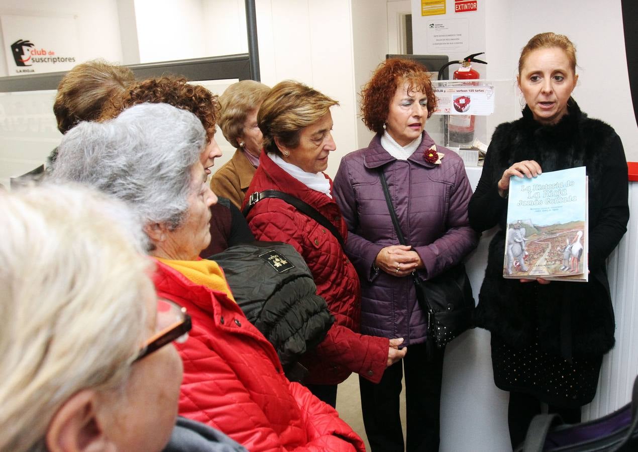 Visita a la multimedia de Diario LA RIOJA de un grupo del taller Vida Sana del Ayuntamiento de Logroño