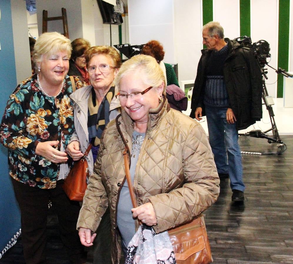 Visita a la multimedia de Diario LA RIOJA de un grupo del taller Vida Sana del Ayuntamiento de Logroño