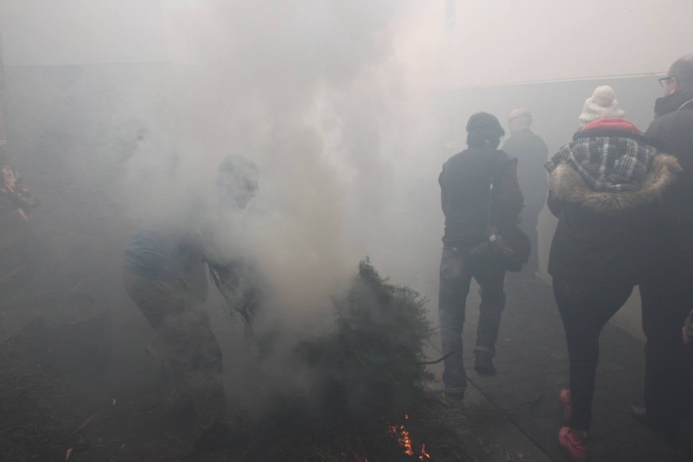 Arnedillo cumple con su Procesión del Humo