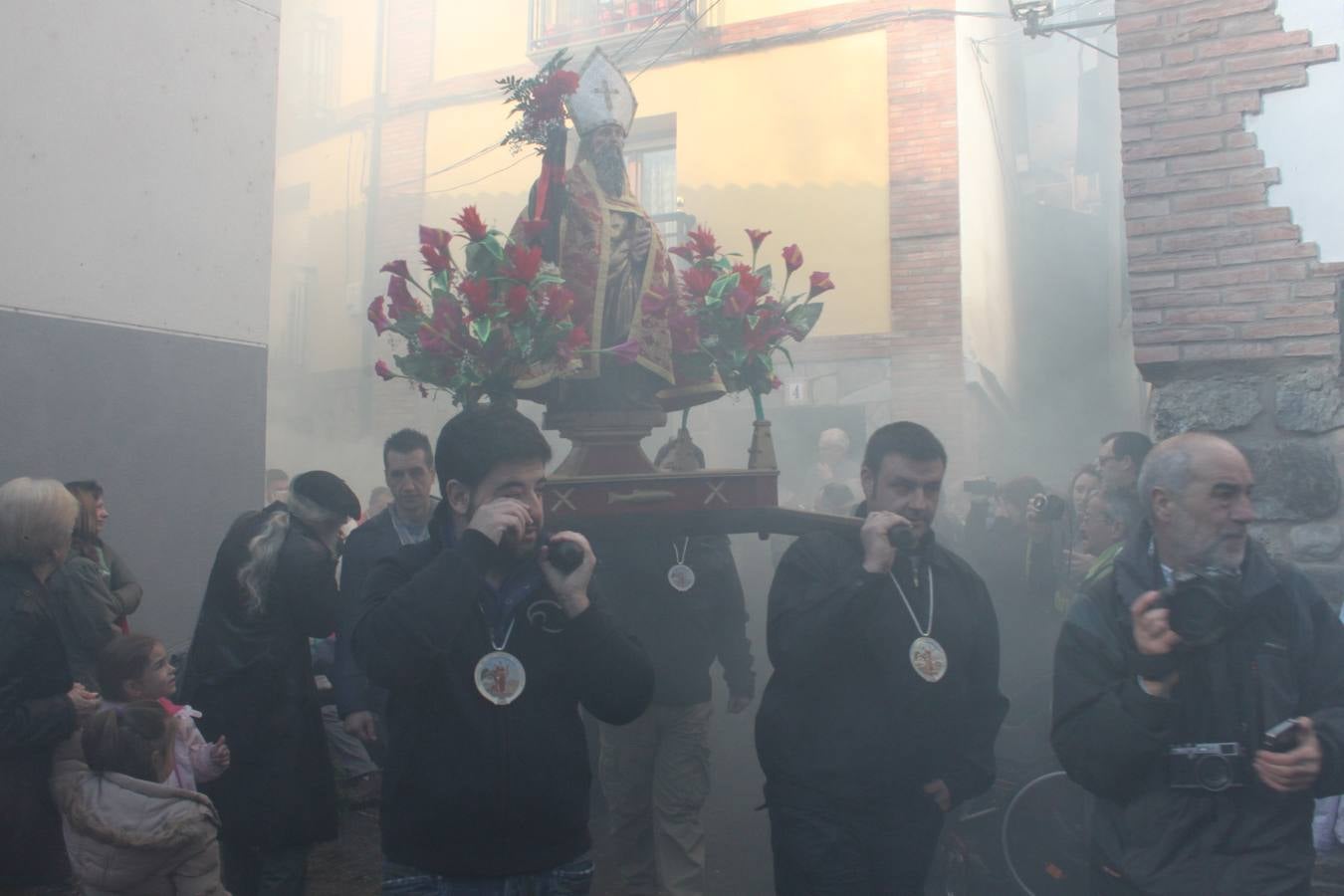 Arnedillo cumple con su Procesión del Humo