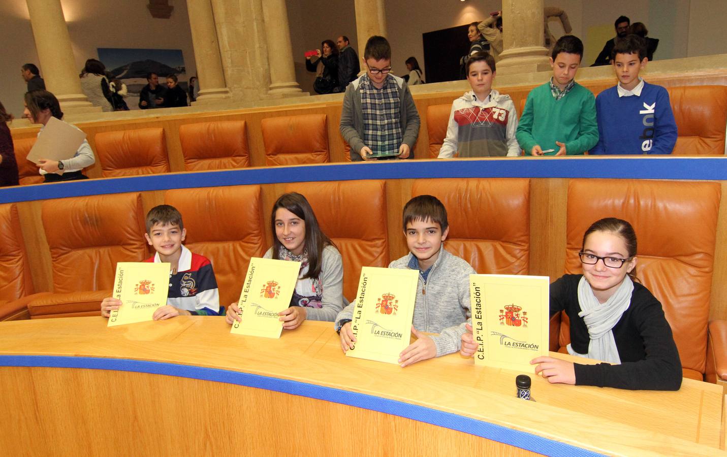 El Parlamento riojano acoge la lectura de la Constitución