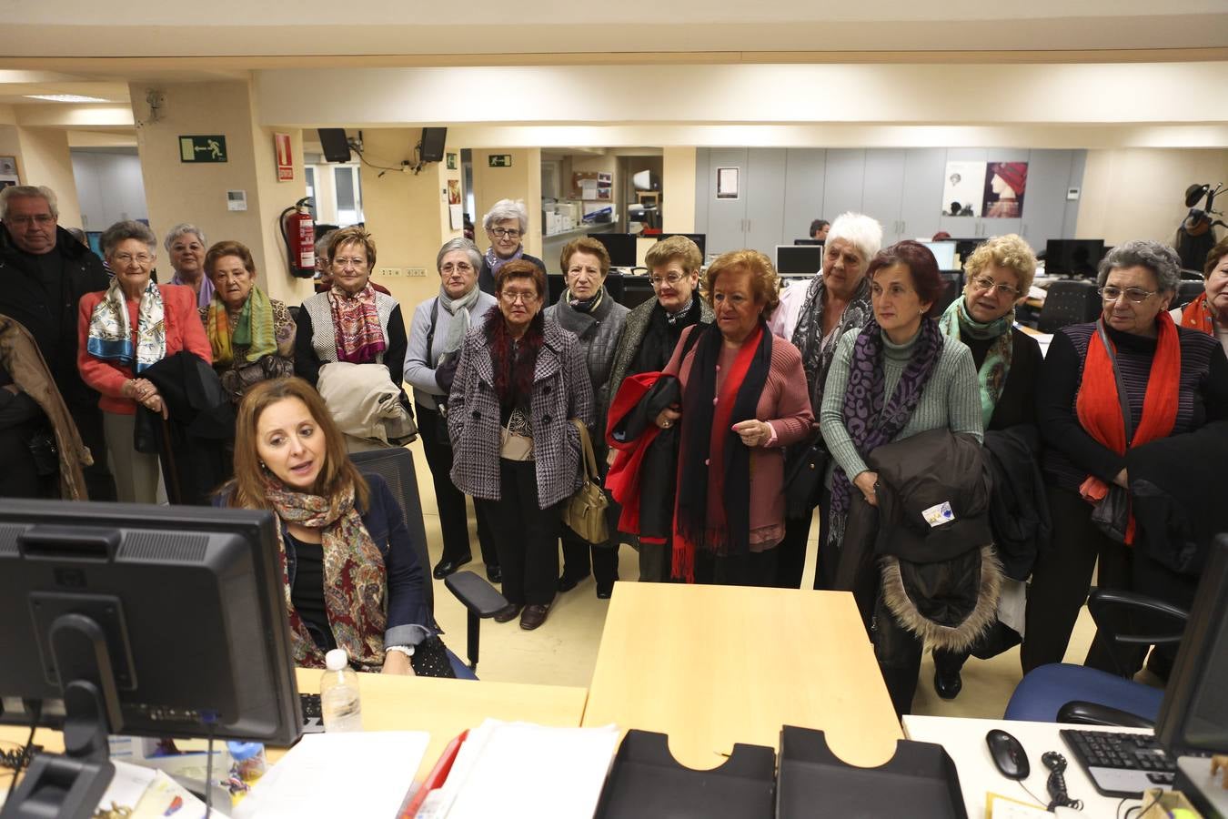 Alumnas del Programa Vida Sana del Ayuntamiento de Logroño visita la multimedia de Diario LA RIOJA