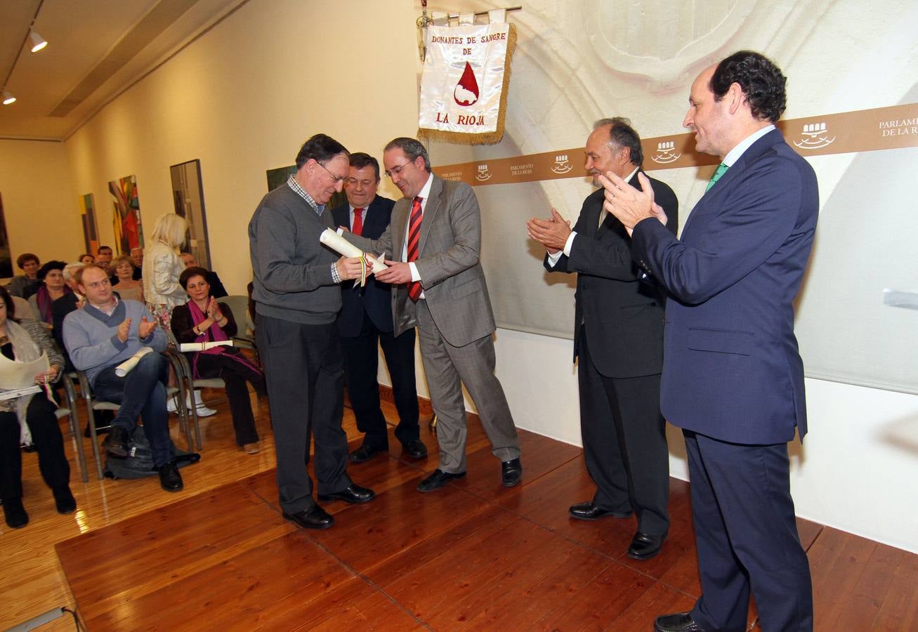 Adonar rinde homenaje a sus fundadores y a sus cuatro presidentes