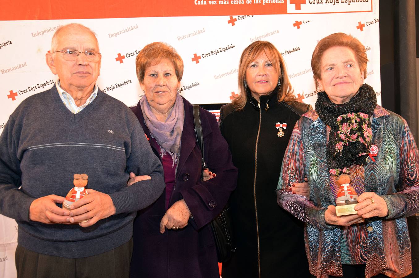 Cruz Roja entrega diez distinciones con motivo del Día Internacional del Voluntariado