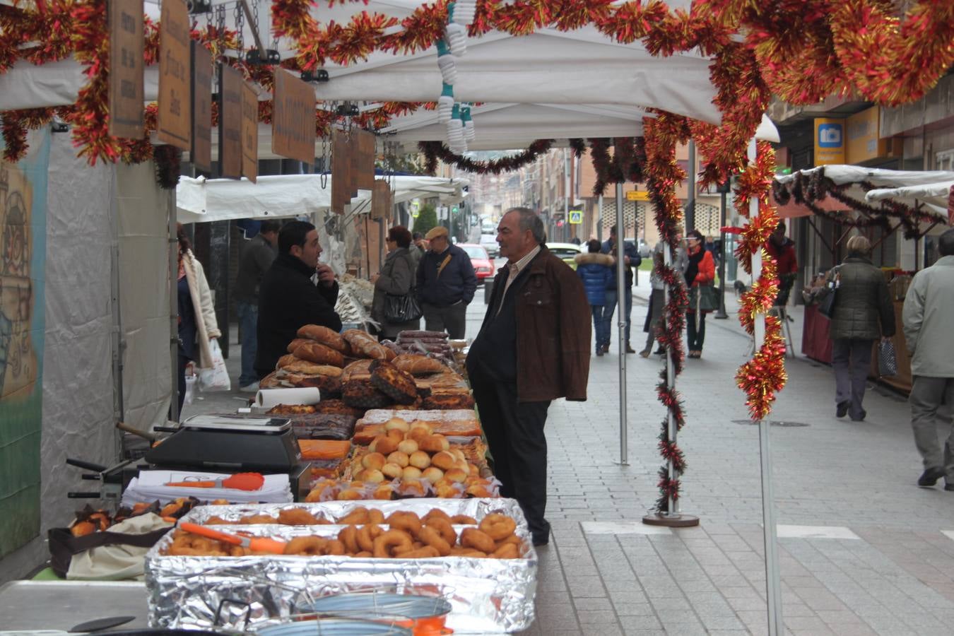 Mercado navideño por Santa Lucía en Arnedo