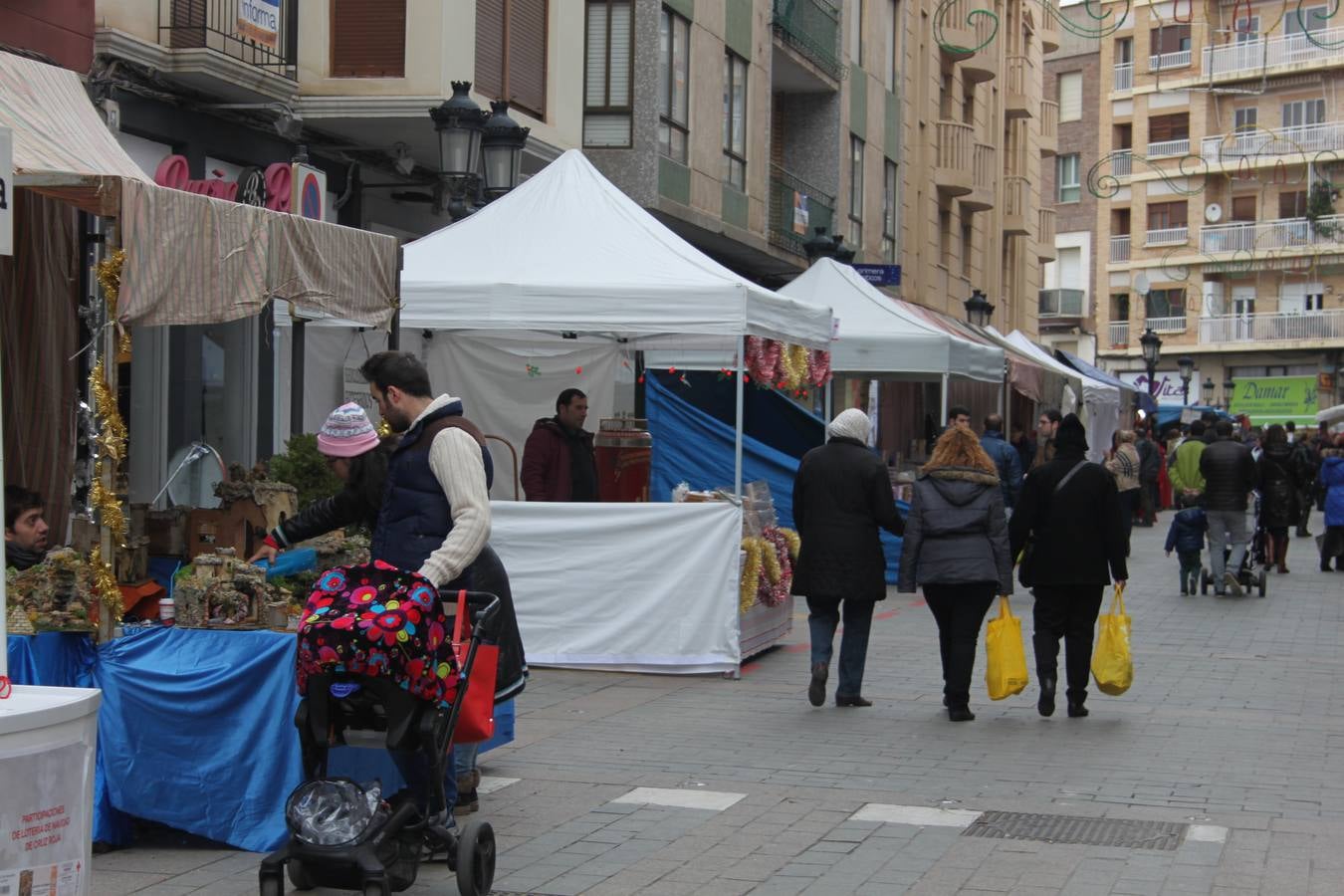 Mercado navideño por Santa Lucía en Arnedo