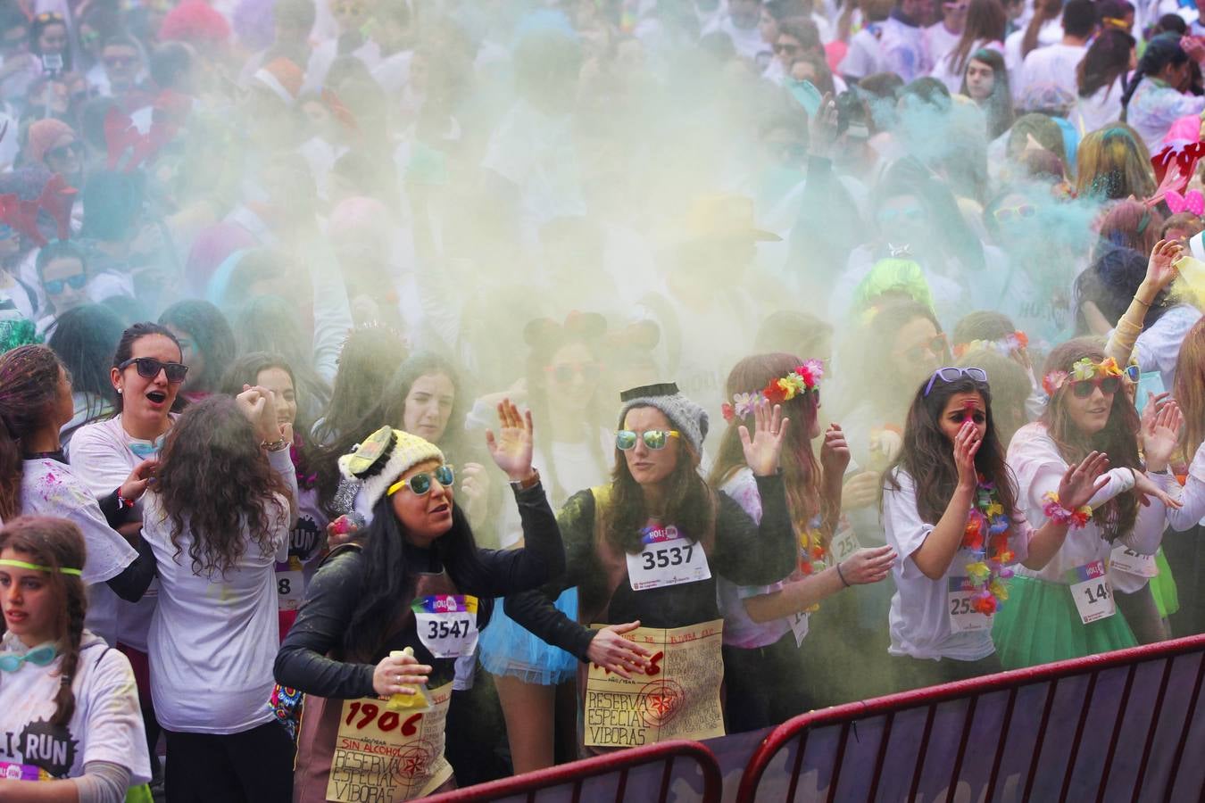 Logroño celebra la Holi Run (II)