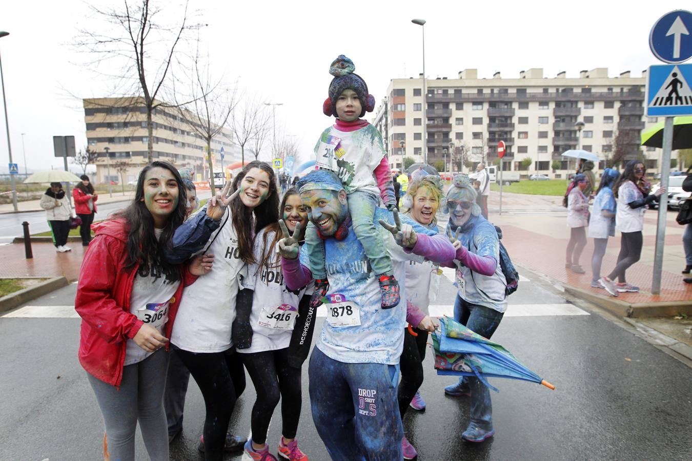 Logroño se llena de color con la Holi Run (I)