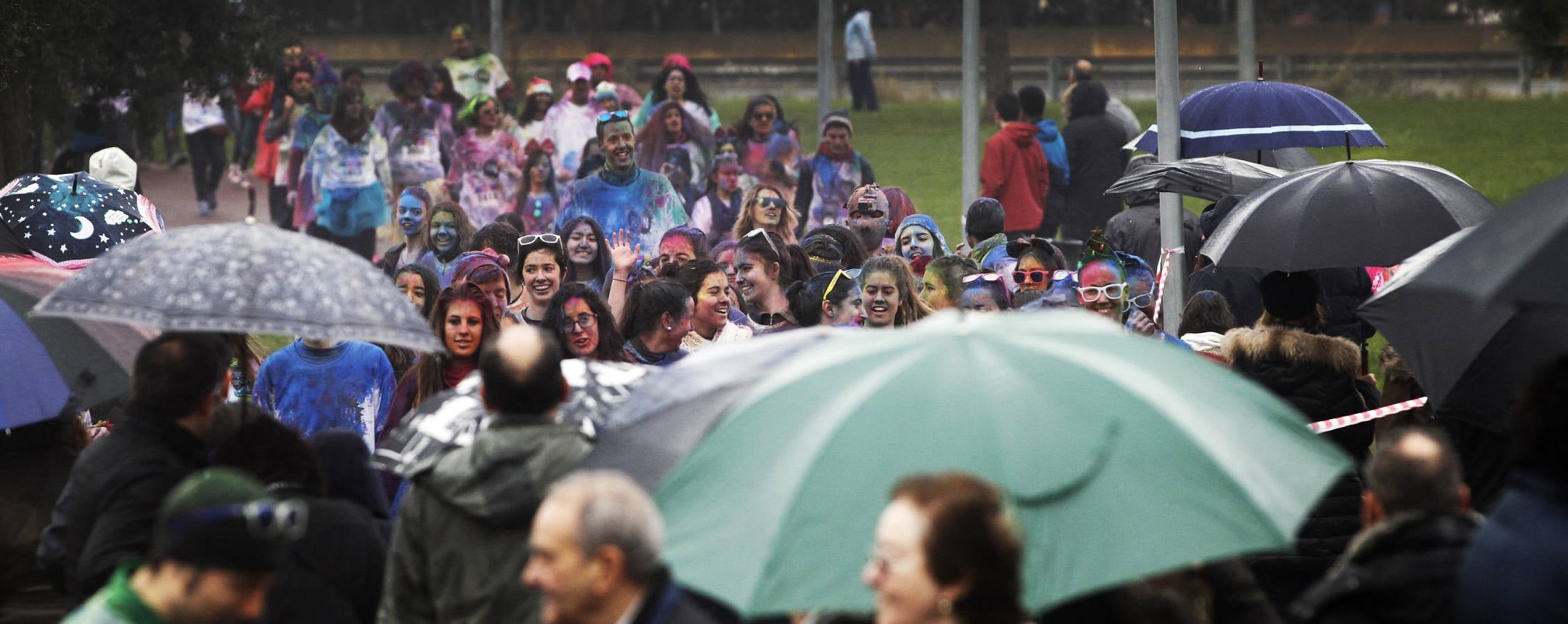 Logroño se llena de color con la Holi Run (I)