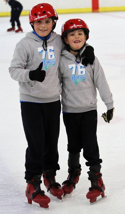 La pista de hielo se llena por Navidad