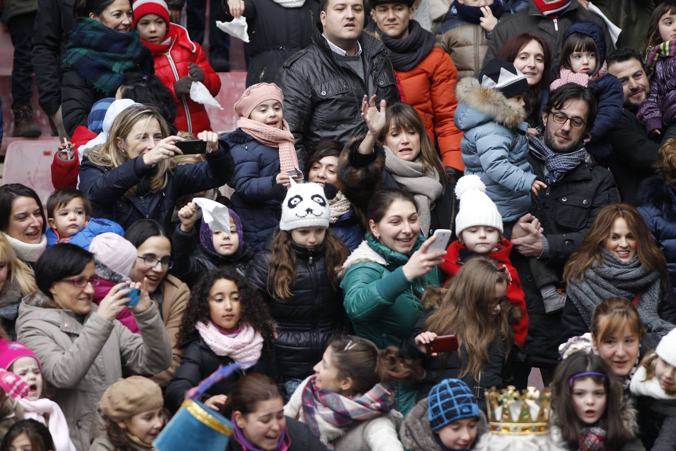 Los Reyes Magos llegan a Las Gaunas (I)