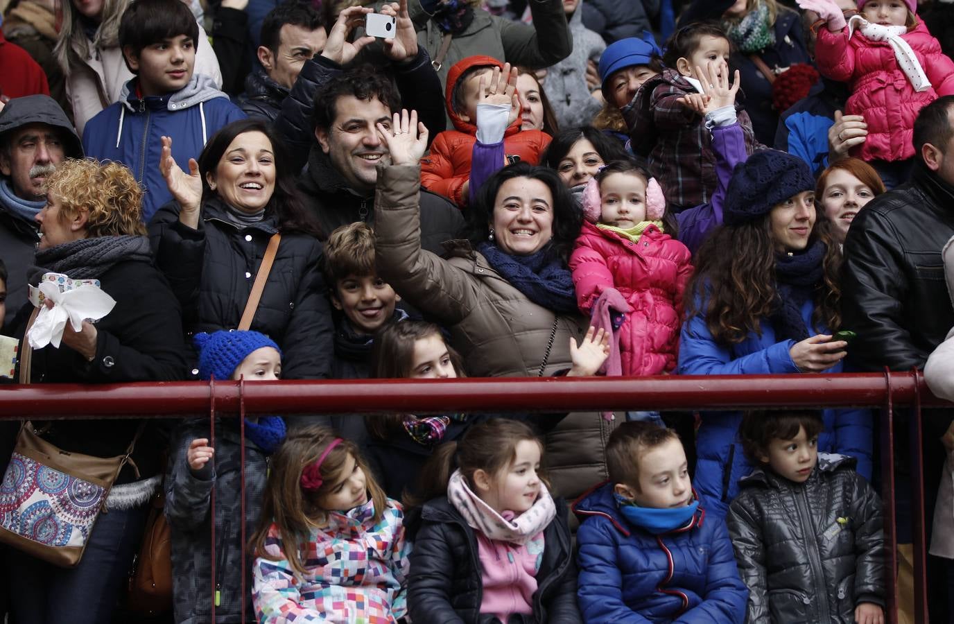 Los Reyes Magos llegan a Las Gaunas (I)