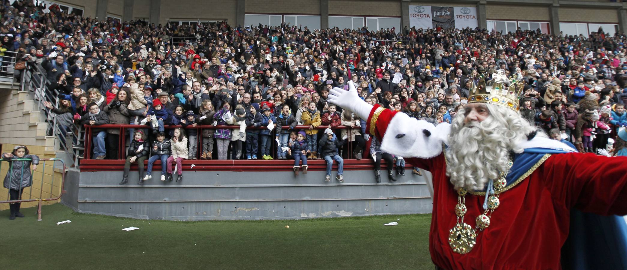 Los Reyes Magos llegan a Las Gaunas (II)