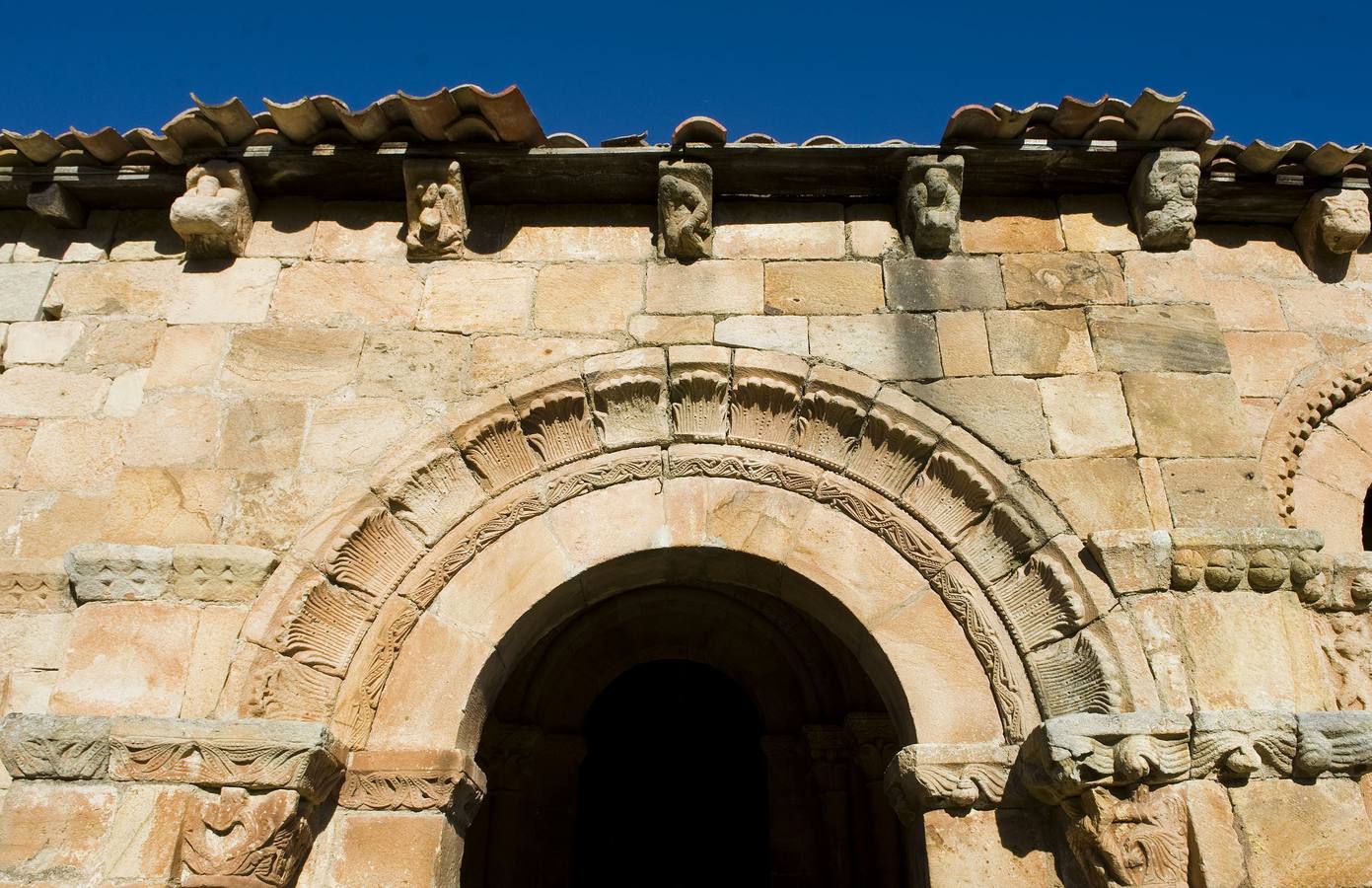 La ermita de San Cristóbal se cae