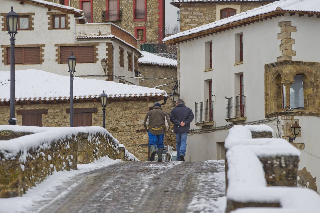 Nieve en la sierra riojana