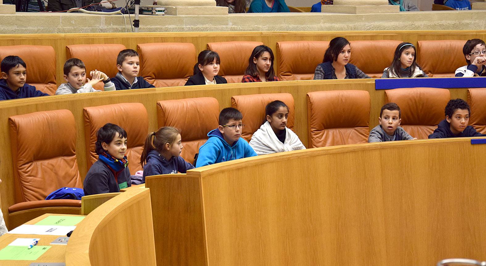 Aldeas Infantiles lleva a los escolares al Parlamento