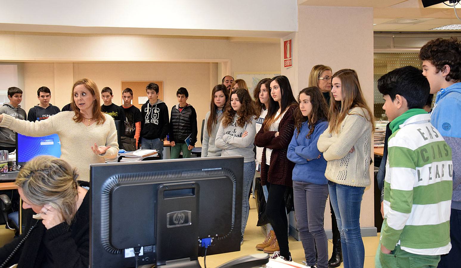 Los alumnos de 2º C de la ESO del Ies Sagasta visitan la multimedia de Diario LA RIOJA