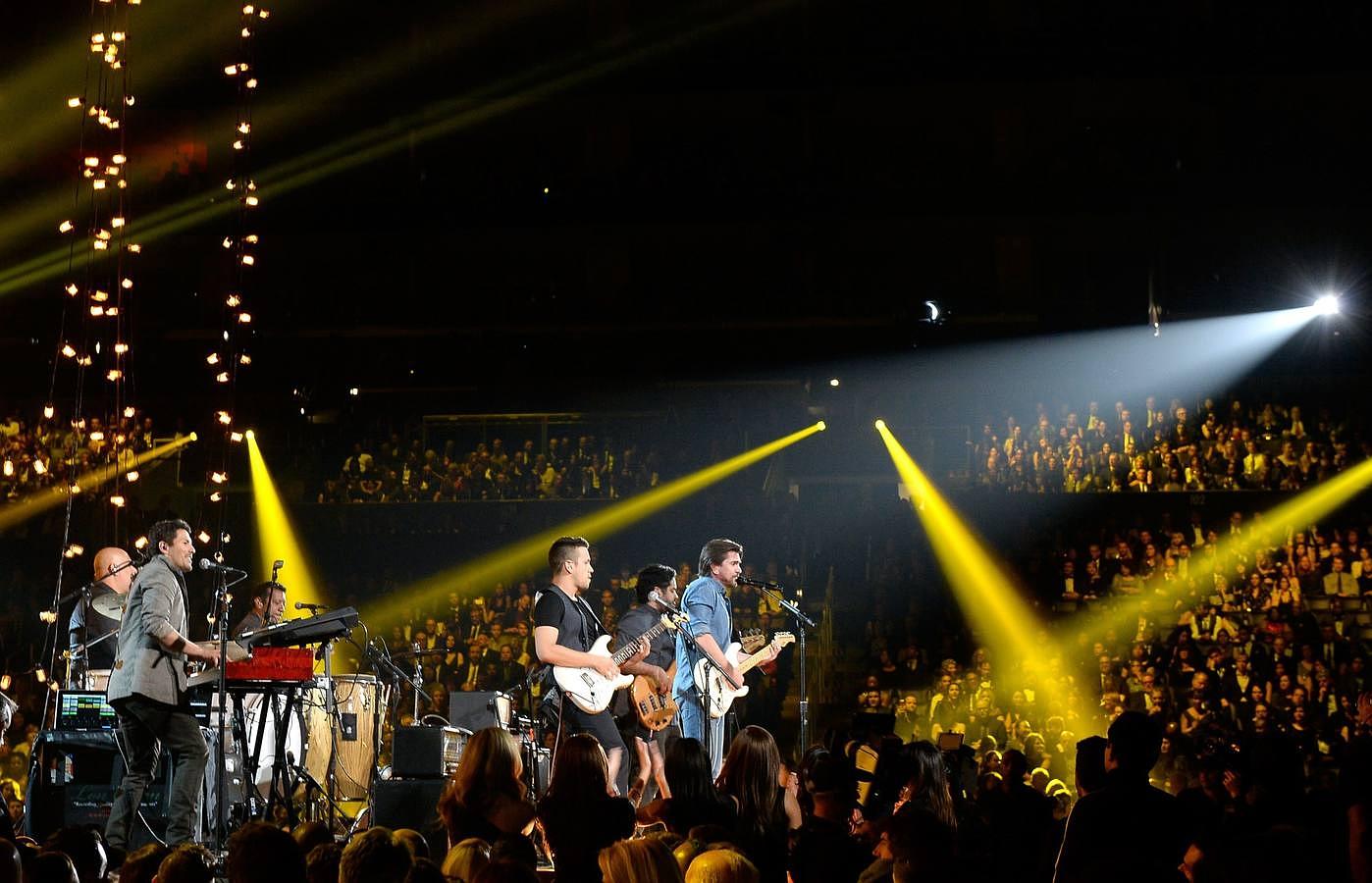 Juanes cantó una canción. El cantante quiso estar en la gala de los Grammy