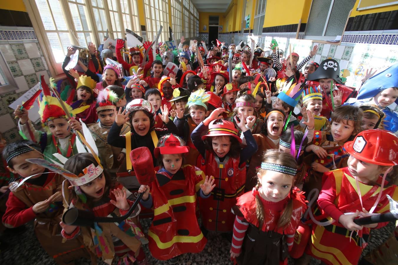 Los niños de Escolapios se difrazan por Carnaval