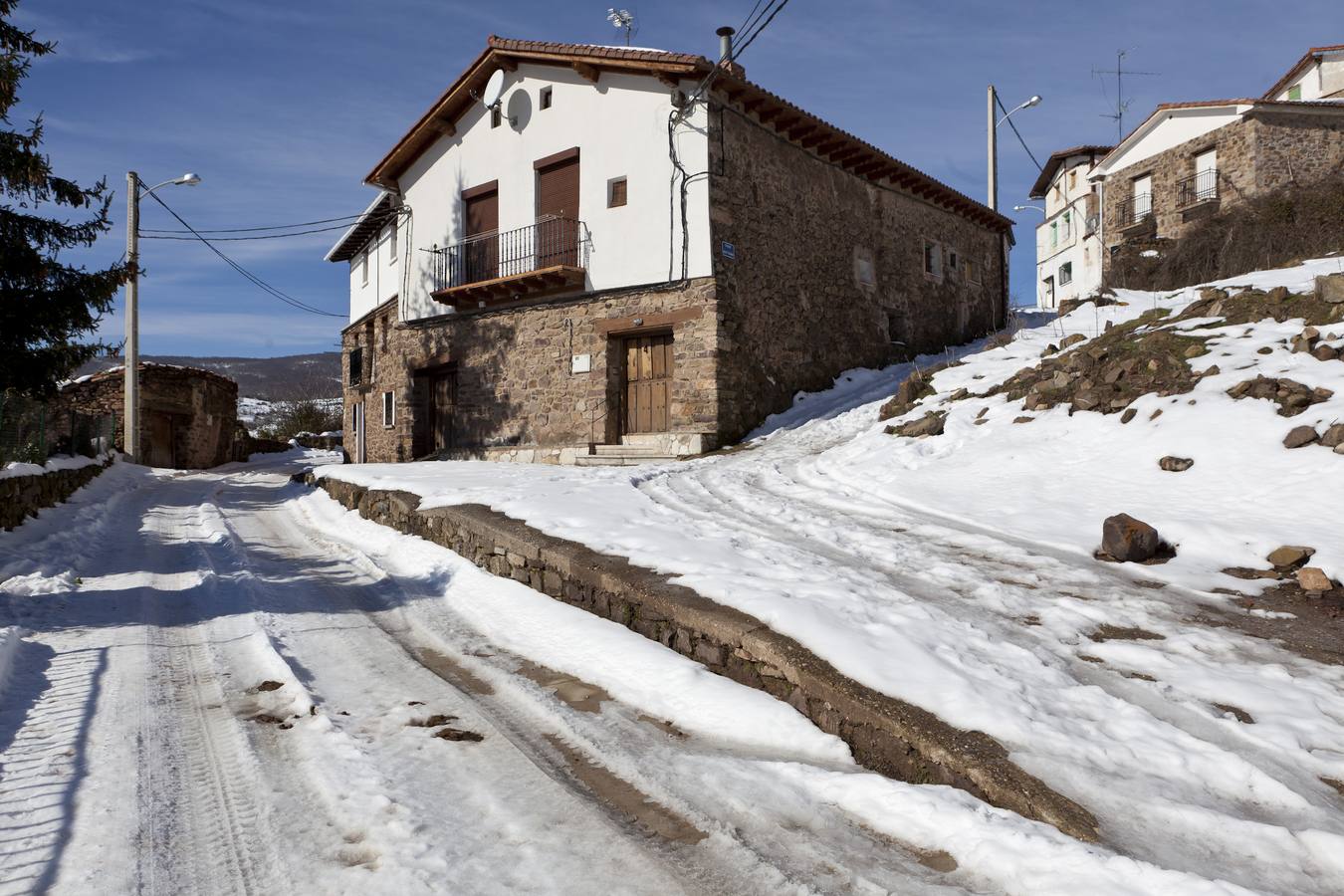 Las calles se hielan en Muro en Cameros