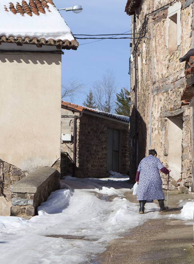 Las calles se hielan en Muro en Cameros