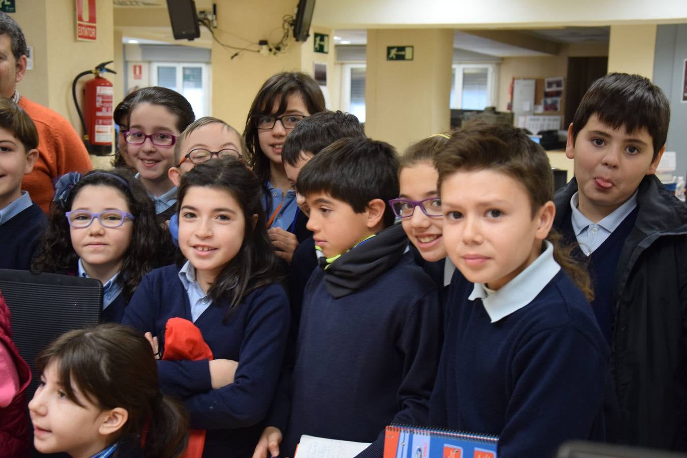 Visita de los alumnos del colegio Paula Montal