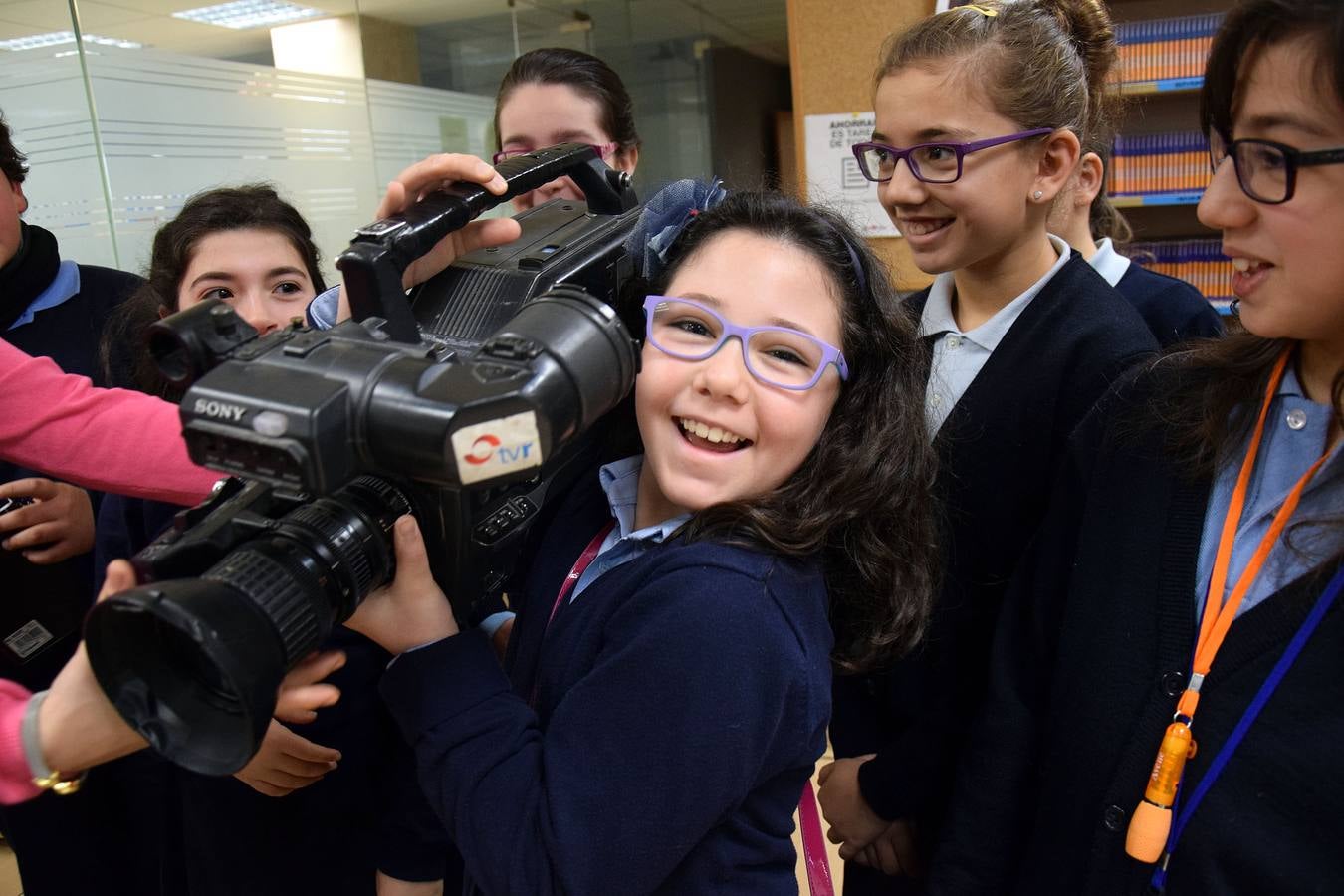 Visita de los alumnos del colegio Paula Montal