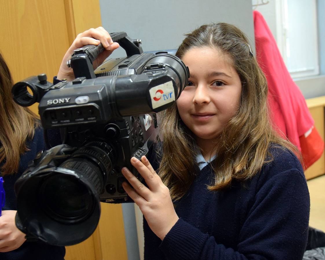 Visita de los alumnos del colegio Paula Montal